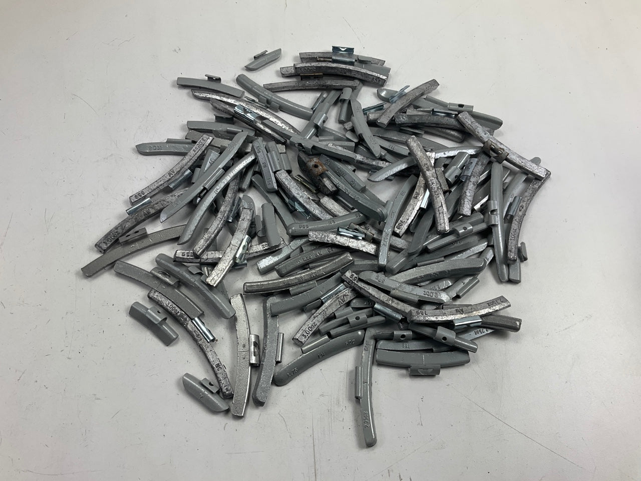 15 LBS - Mixed Lot Clip-On Wheel Balancing Weights, Assorted Sizes - UNUSED