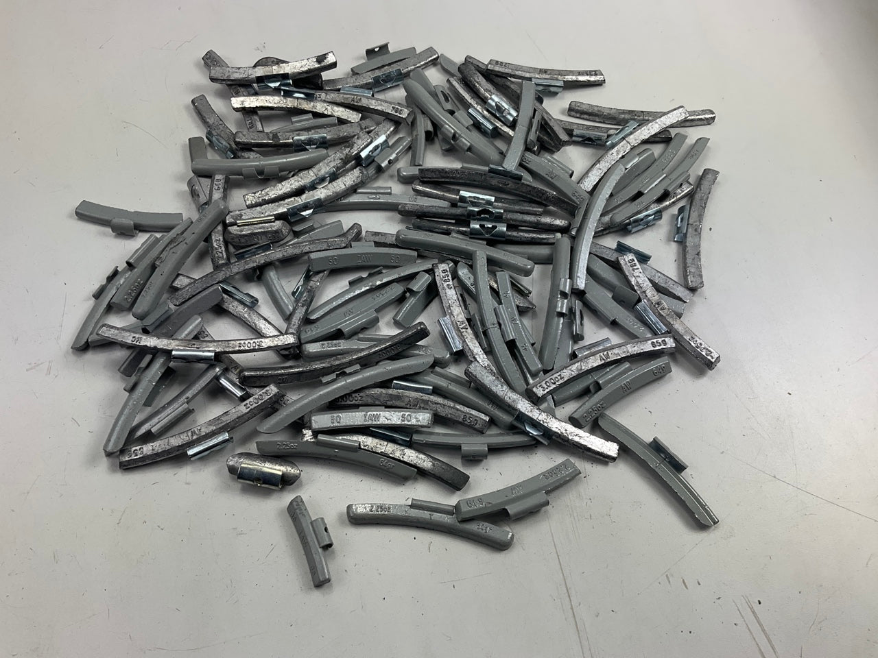 15 LBS - Mixed Lot Clip-On Wheel Balancing Weights, Assorted Sizes - UNUSED