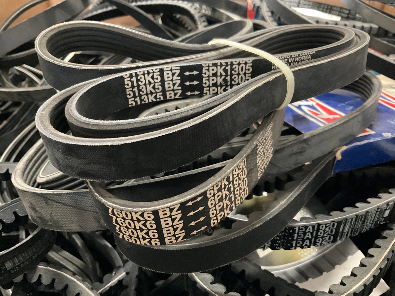 950 Pcs Total - Wholesale Pallet Of Automotive Belts, Free Shipping To Cont. USA