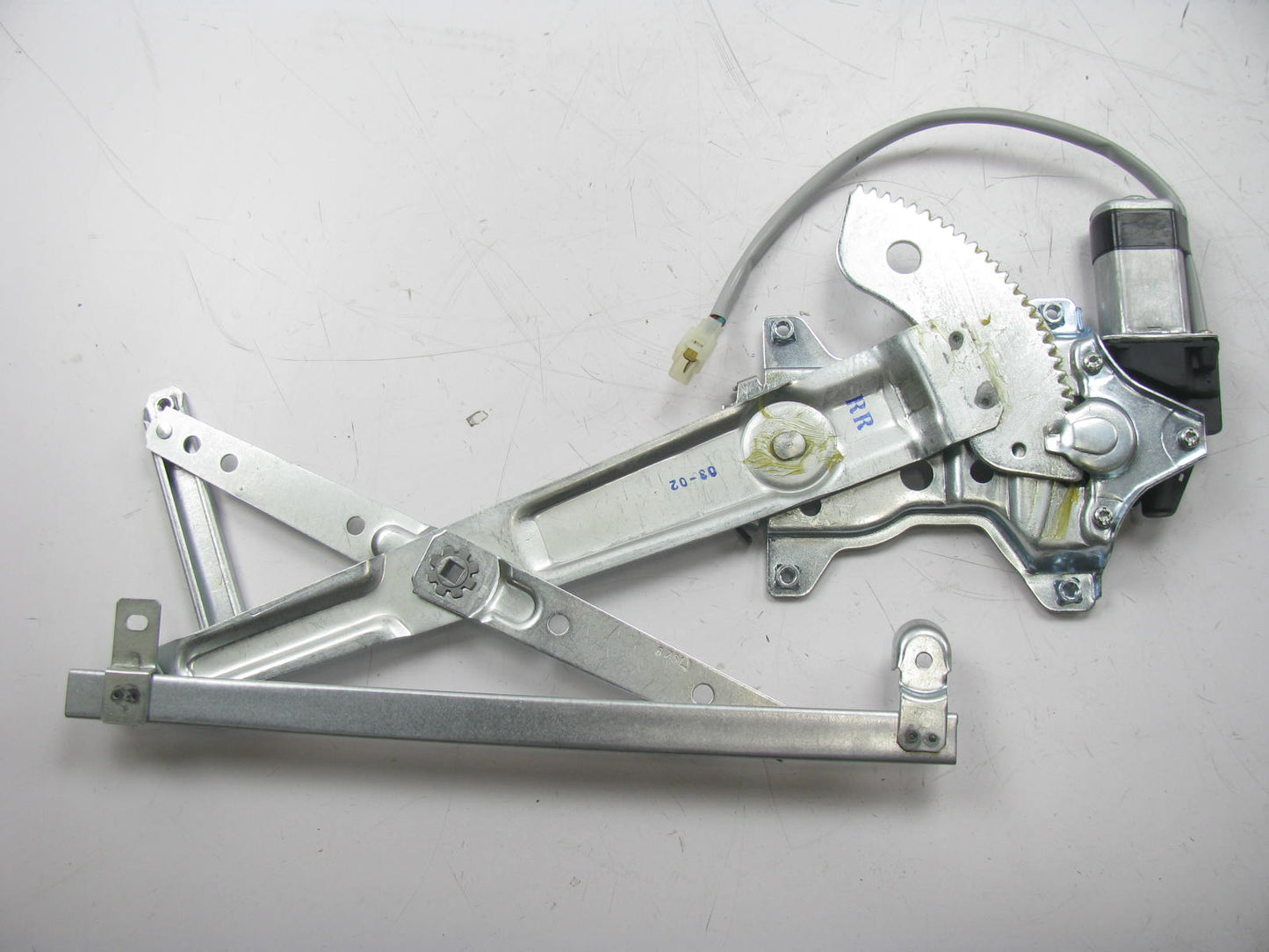 NEW - OUT OF BOX WL44026 Rear Right Power Window Regulator 1987-91 Toyota Camry