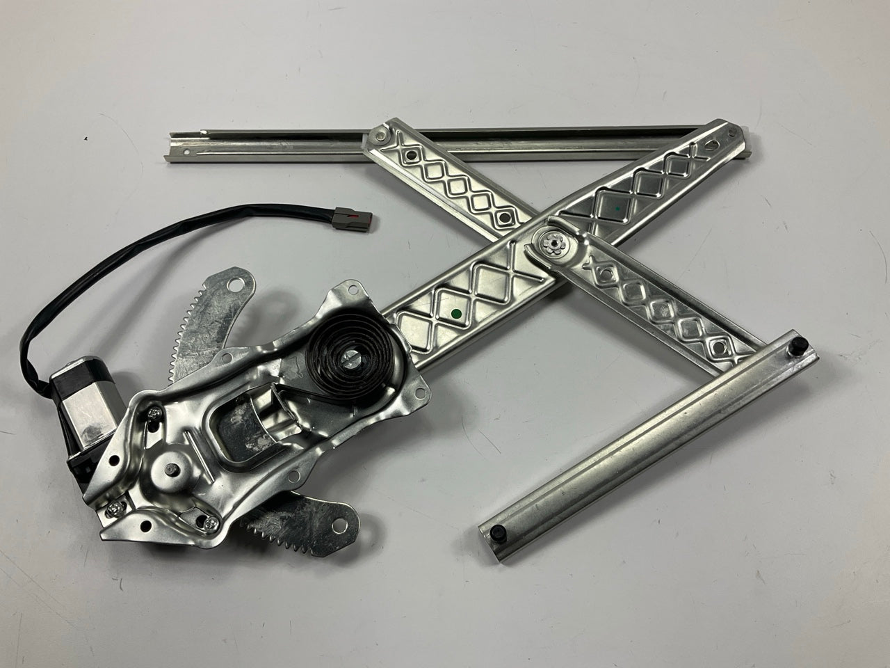 NEW - UNBOXED WR41848 Front Left Power Window Motor And Regulator Assembly