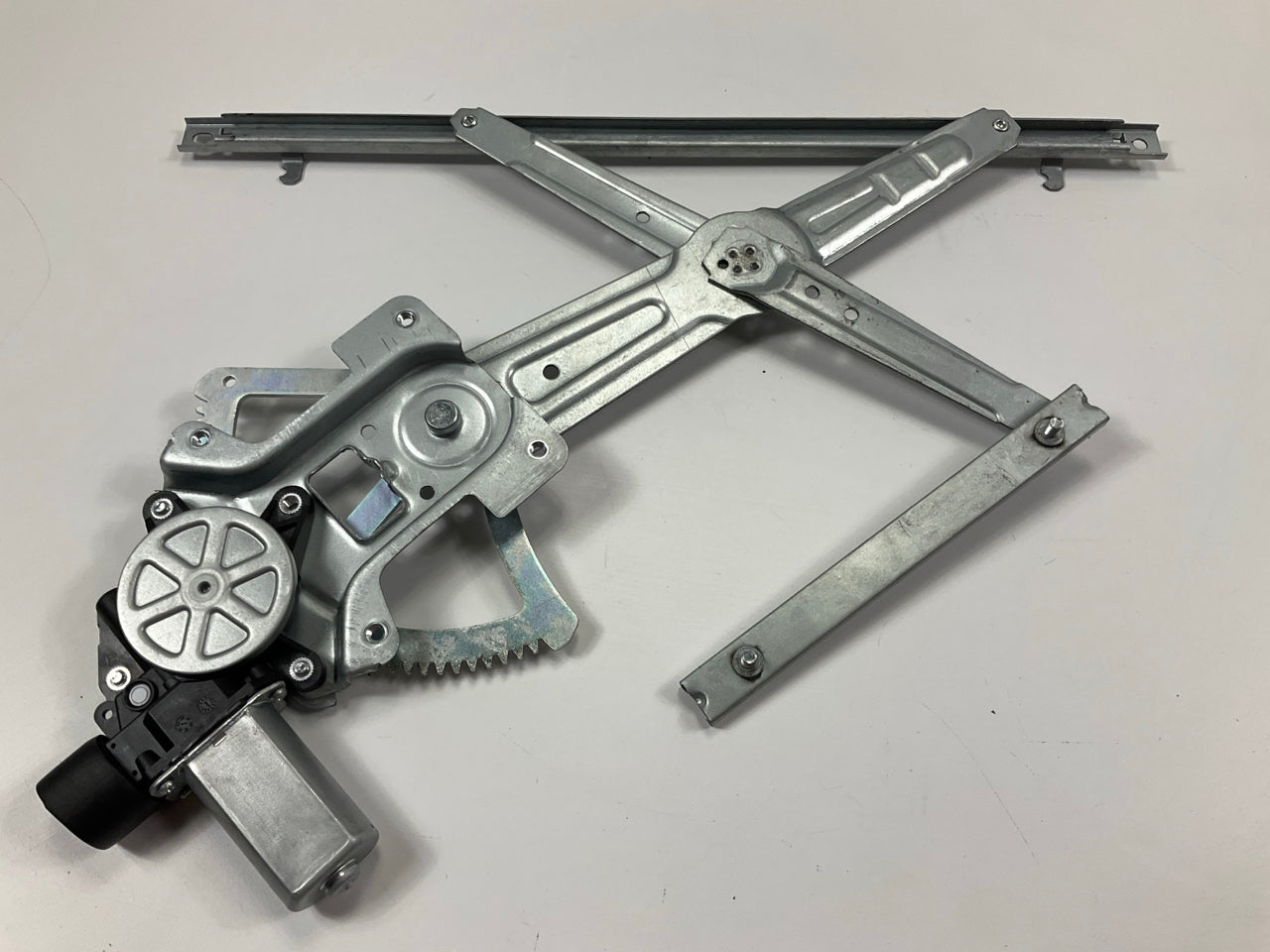 WR51780 Front Left Power Window Motor And Regulator Assembly