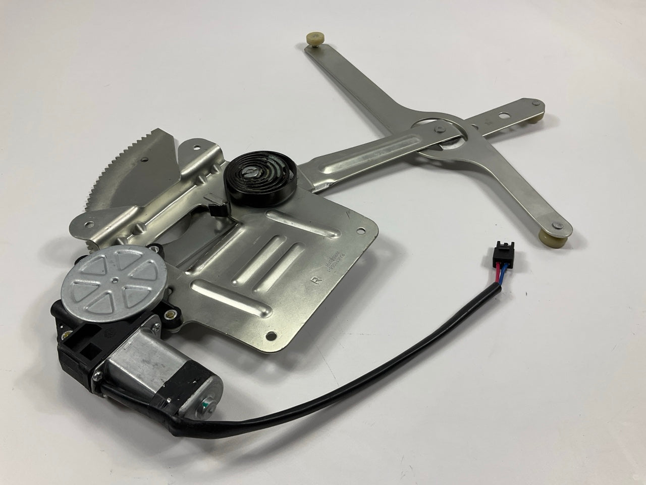 NEW - UNBOXED WR845FR Front Right Power Window Motor And Regulator Assembly
