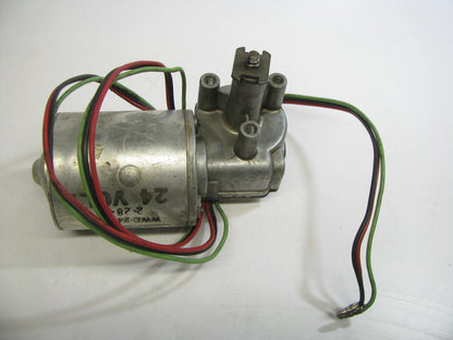 NOS American Bosch WINDSHIELD WIPER MOTOR - 24 Volts - WWC-24F-36