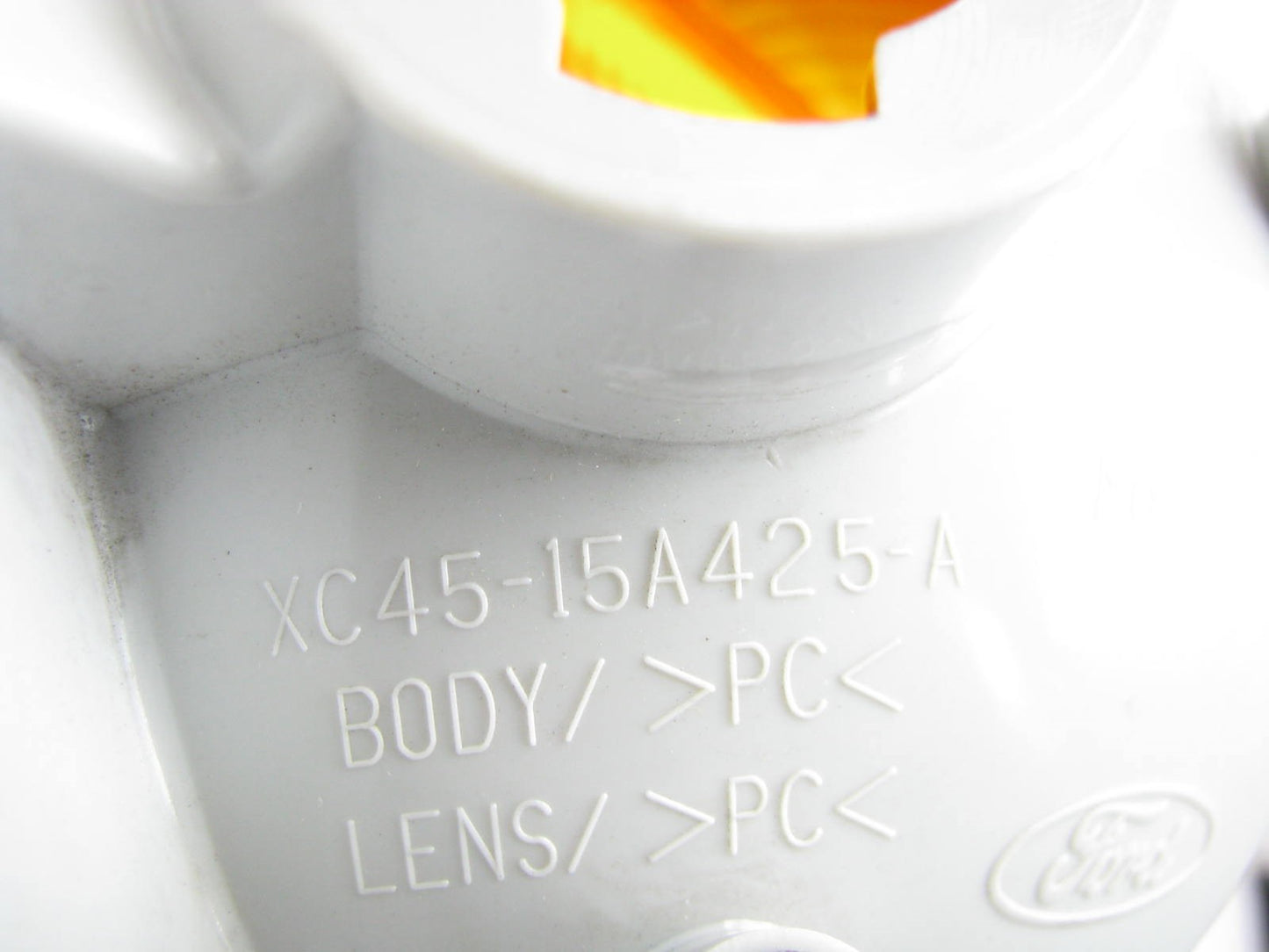 OUT OF BOX - Sterling Left Drivers XC45-15A425-A Parking Corner Light Lamp Lens