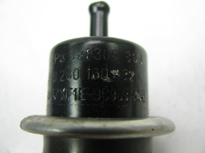 NEW UNBOXED OEM FORD Stock Fuel Pressure Regulator 1998-1999 Ford 3.0L-V6