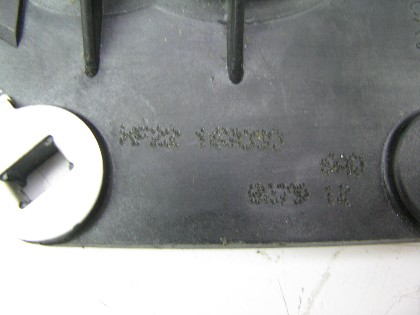 NEW - OUT OF BOX - OEM FORD XF22-163030-AD REAR RIGHT Quarter Window Motor