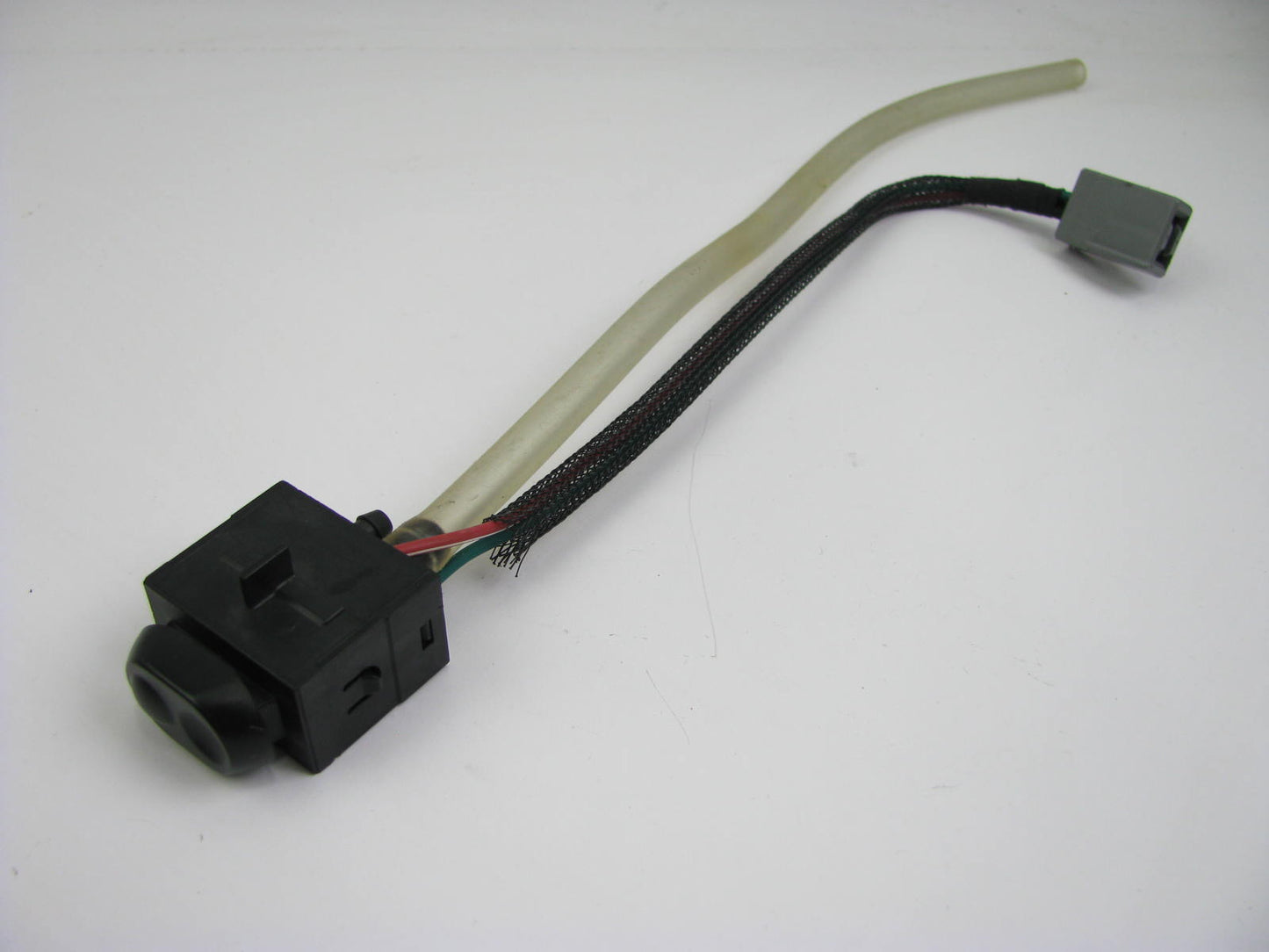 NEW - OUT OF BOX XF2214C715AA Power Lumbar Seat Switch Front 95-03 Ford Windstar