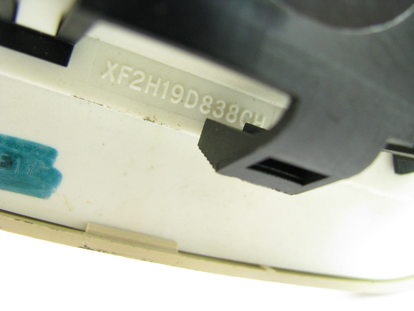 New Unboxed OEM Ford REAR Temperature Control Switch For 1999-03 Ford Windstar