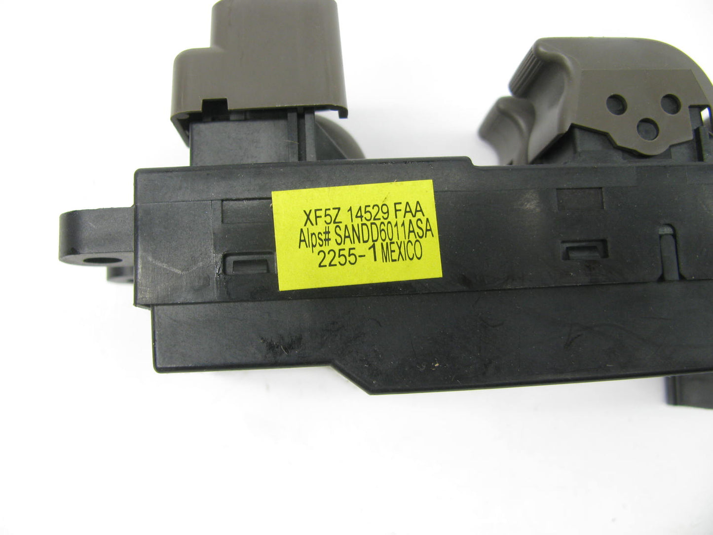 NEW - OUT OF BOX XF5Z-14529-FAA Front Left Window Master Switch 1999-02 Villager