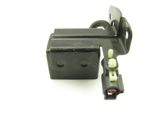 NEW OUT OF BOX OEM XL14-14B005-AA FRONT LEFT SRS Crash Sensor 99 Expedition