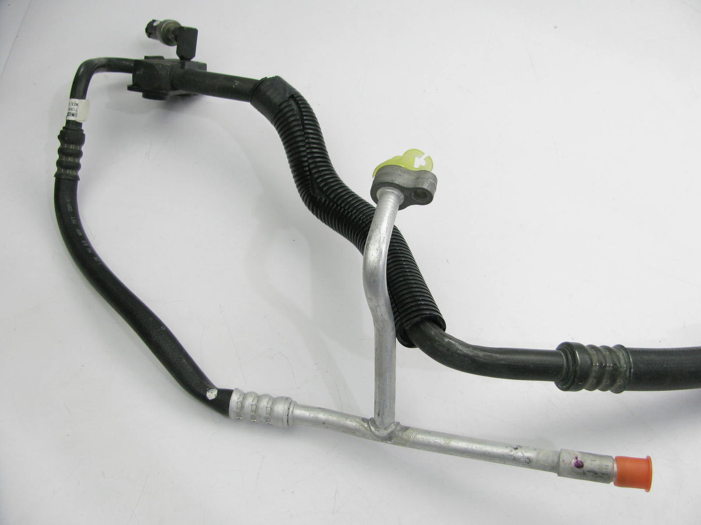 OUT OF BOX Ford XL2H-19D734-BA A/C Line Discharge Suction 97-03 Explorer 4.0L