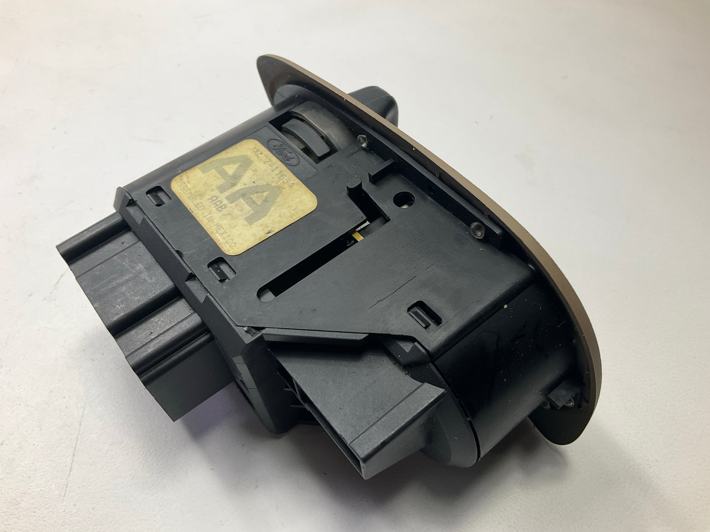 NEW - UNBOXED XL7Z-11654-AAB Headlight Switch 1998-02 Navigator 97-02 Expedition