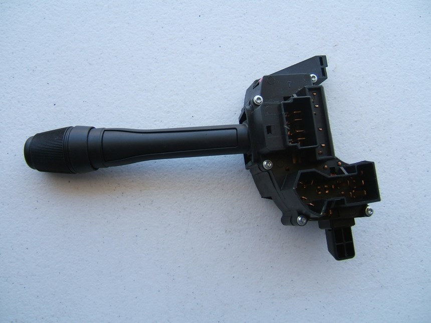 NEW - OUT OF BOX - OEM FORD XR3T13K359ACW Turn Signal Switch For 1999-04 Mustang