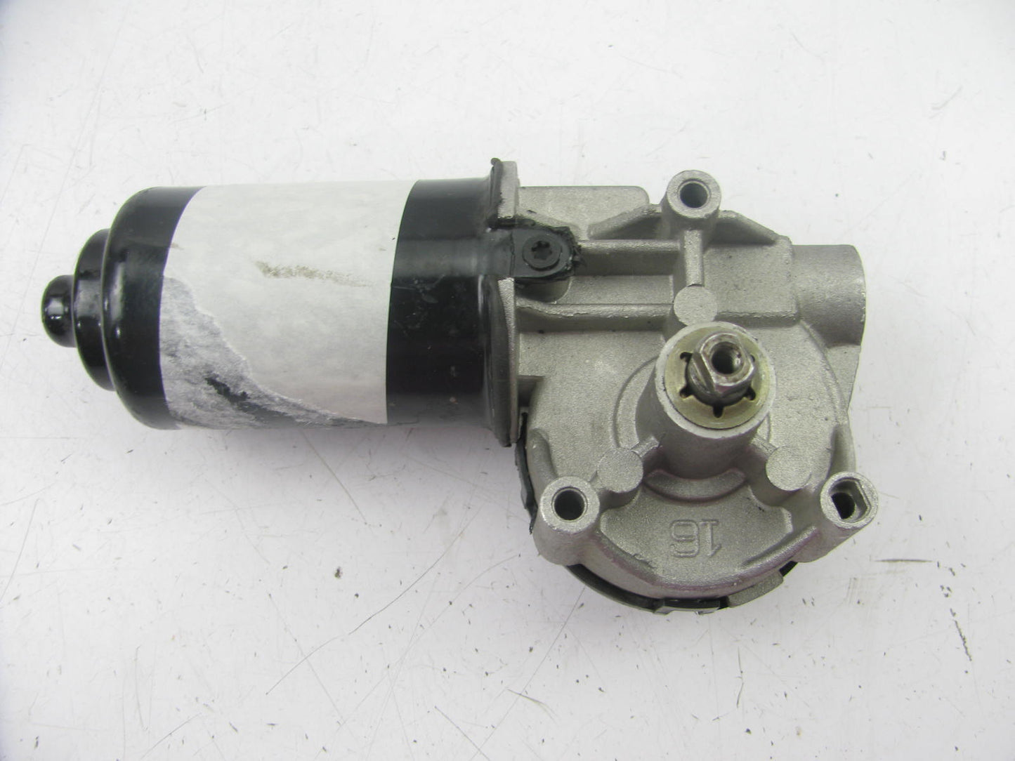 NEW OUT OF BOX - OEM Ford XR3U-17504-AA Windshield Wiper Motor ONLY