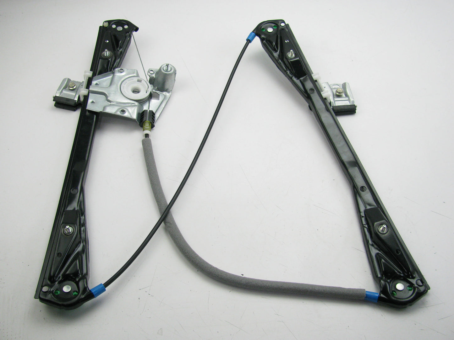 NEW - UNBOXED XR848083 Front Left Drivers Side Window Regulator
