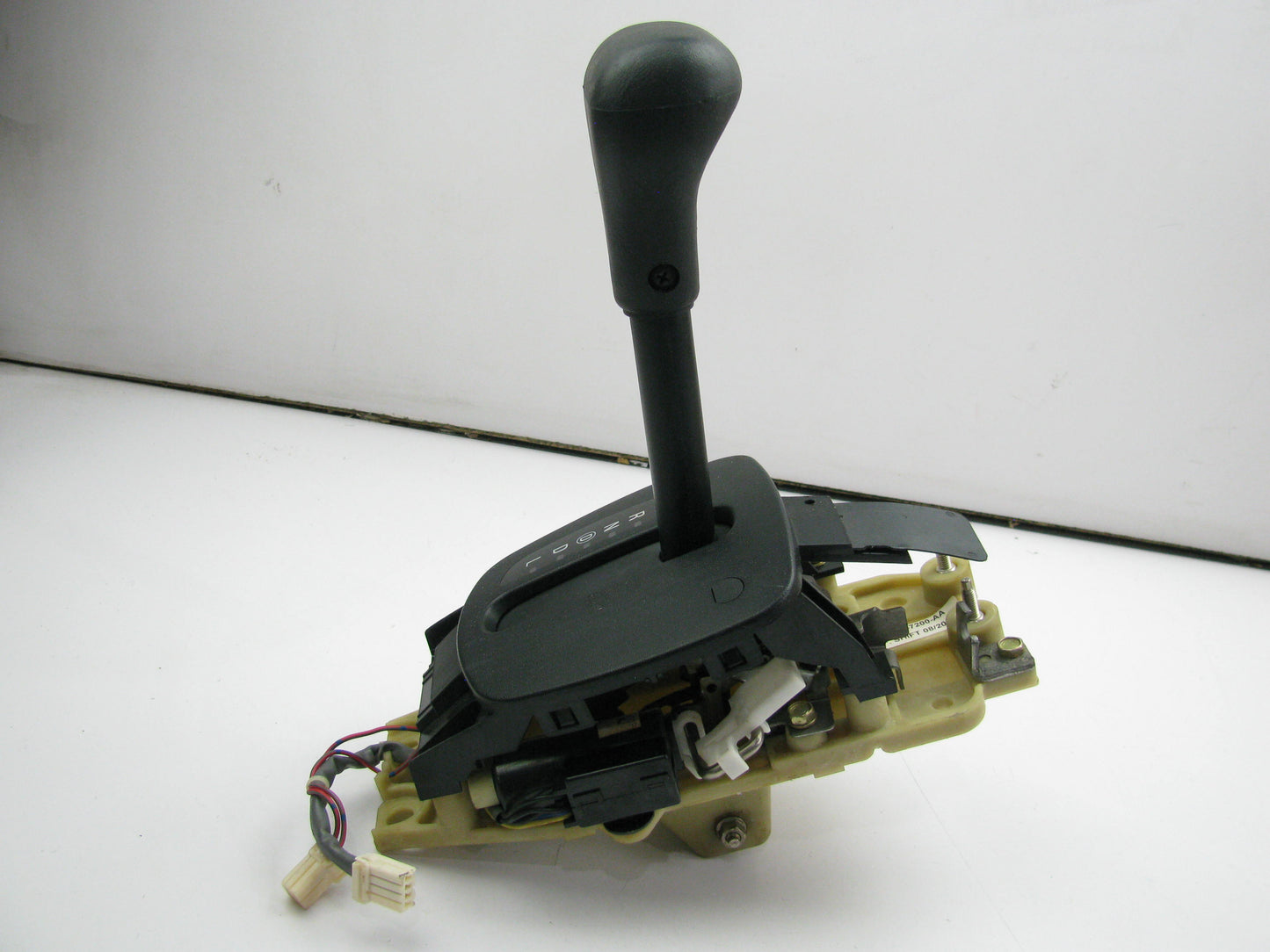 NEW - UNBOXED XS4K-7200-AA Automatic Transmission Shifter For 1998-2003 Escort