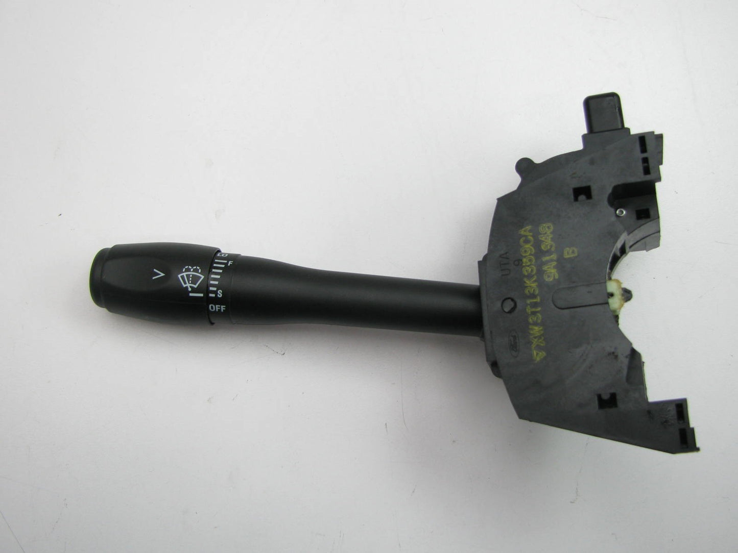 NEW UNBOX OEM Ford Turn Signal Wiper Switch -97-02 Crown Victoria XW3T-13K359-CA