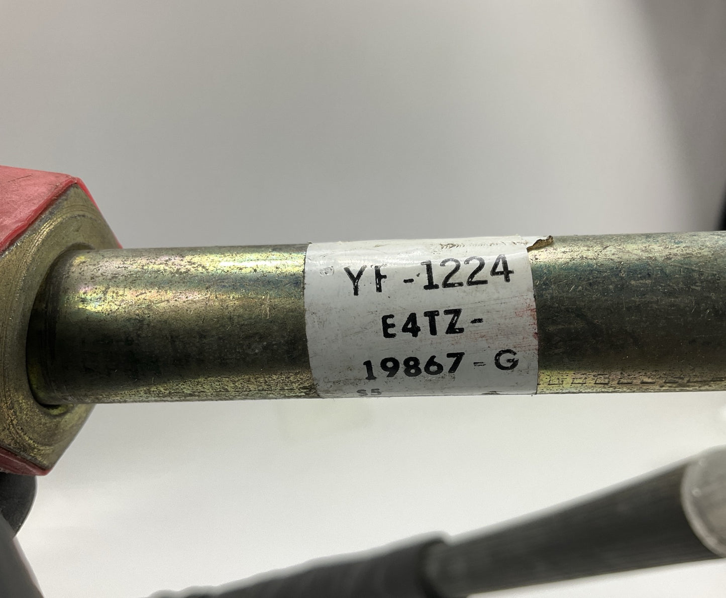 DAMAGED INSULATION YF-1224 A/C Suction Line Hose 83-86 F-250 F-350 7.5L 460 V8