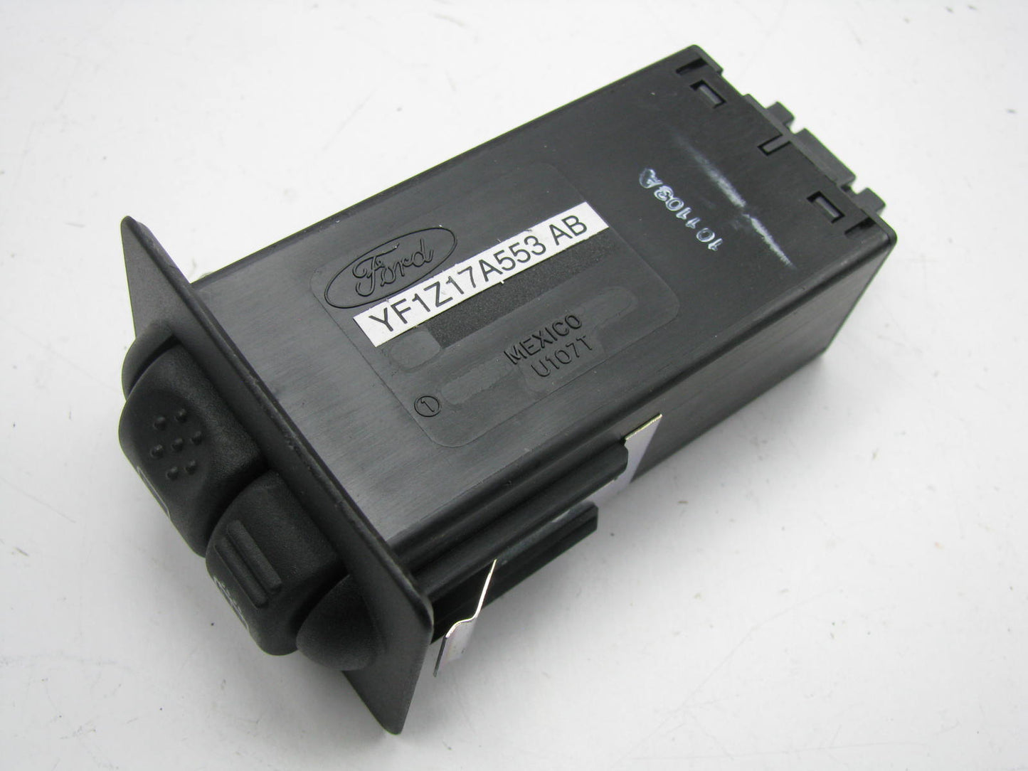 NEW - OUT OF BOX FORD YF1Z-17A553-AB Rear Window Wiper Switch 2000-05 Taurus