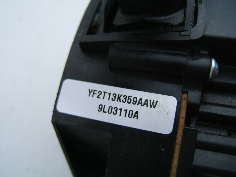 NEW - OUT OF BOX FORD YF2T-13K359-AAW Turn Signal Switch 1999-2003 Windstar