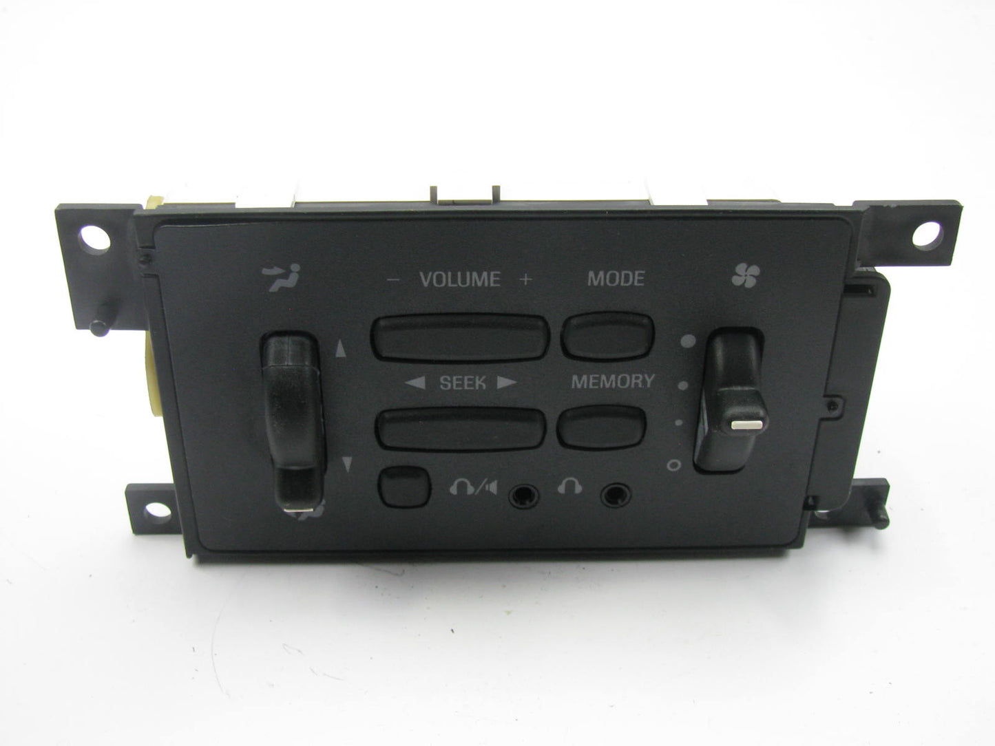 NEW - OUT OF BOX - REAR OEM Ford YL1F-18C858-BA A/C Radio Control Switch