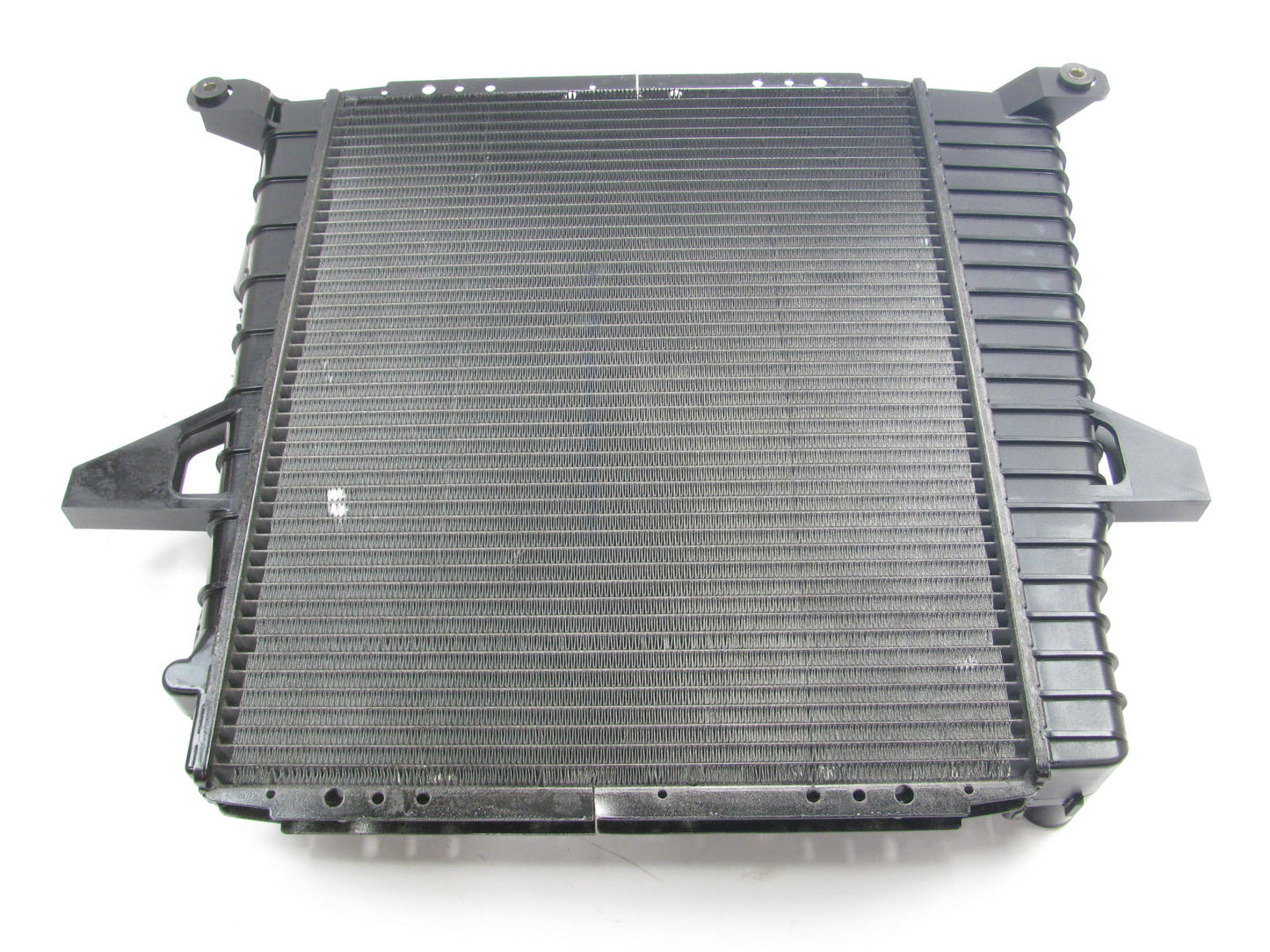 NEW - OUT OF BOX OEM ZZME-15-200 Radiator 95-97 Mazda B3000 B4000 95-97 Ranger