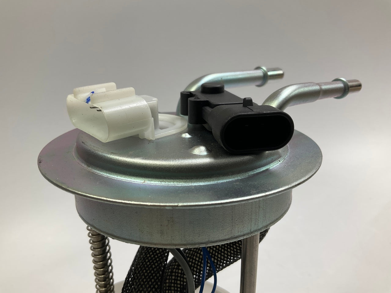 Sparta PN3023 Fuel Pump Module - 2002-2003 GMC Yukon XL 1500, Suburban 1500