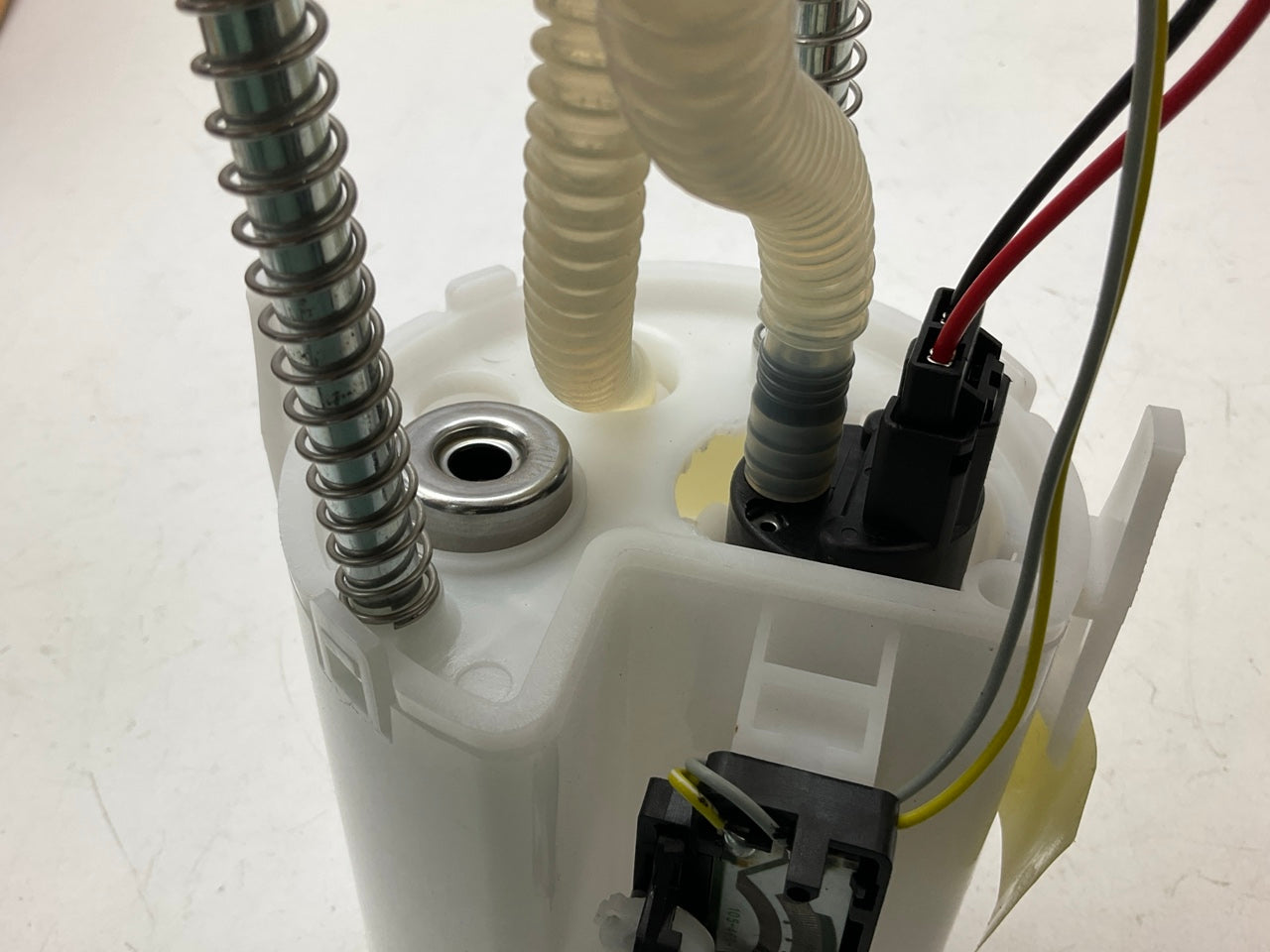 NO STRAINER - Sparta PN3034 Fuel Pump Module Assembly