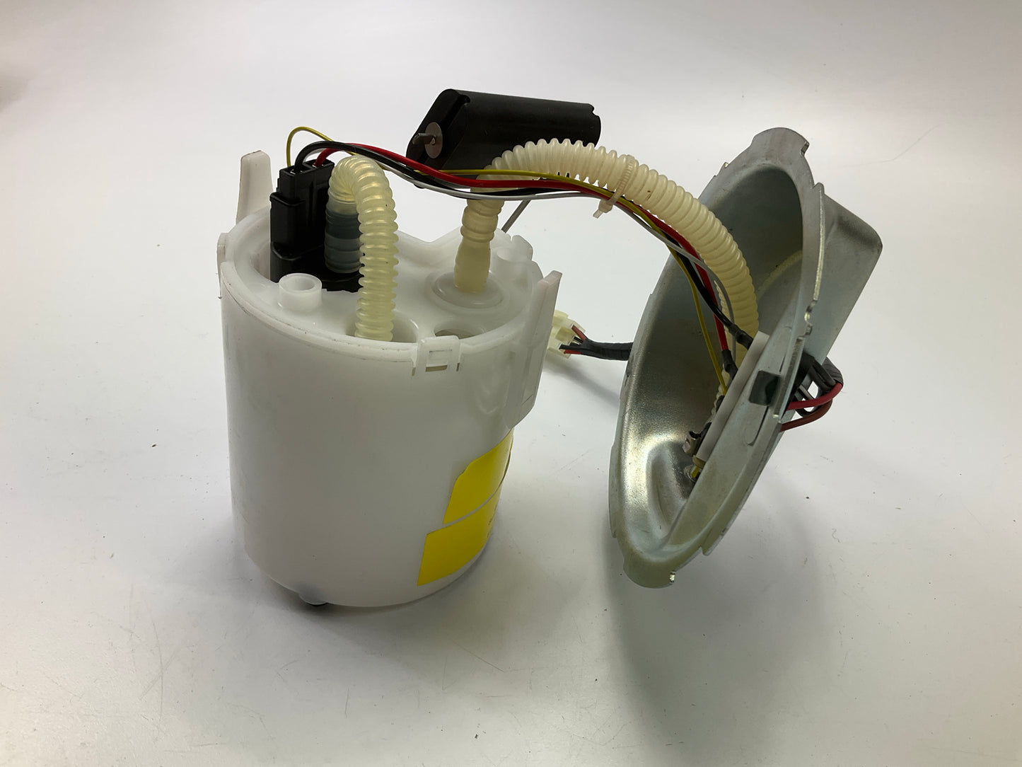 NO STRAINER - Sparta PN3076 Fuel Pump Module Assembly
