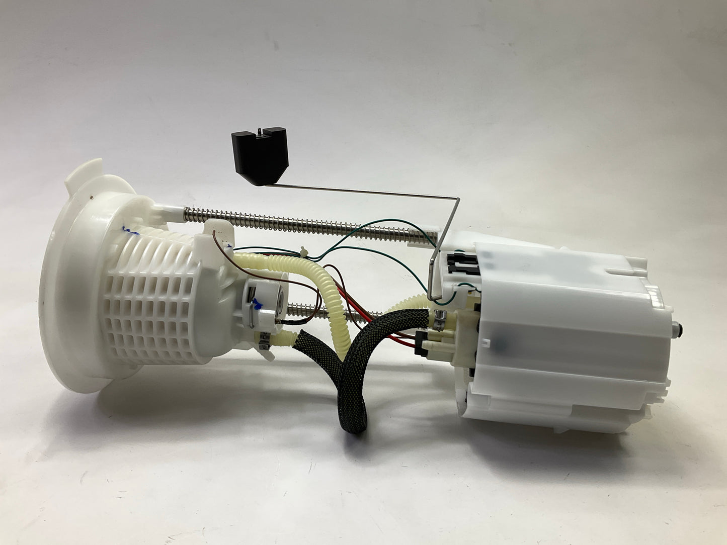 Sparta PN3093 Fuel Pump For 04-08 Dodge Ram 1500, 05-09 2500 W/ 35 Gallon Tank