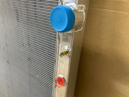 Spectra 2001-1753 Heavy Duty Radiator W/ Oil Cooler - 2007 Freightliner Coronado