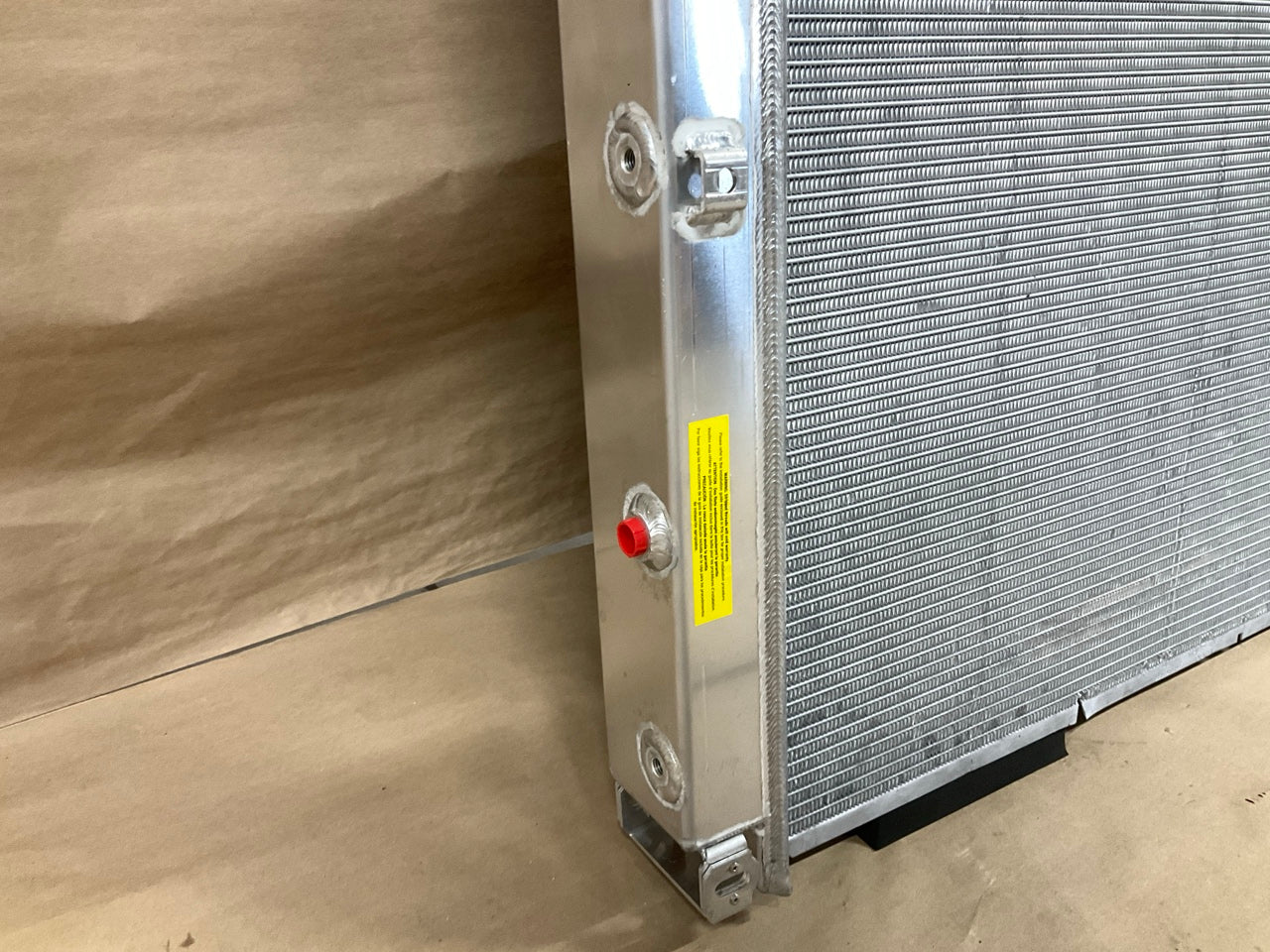 2001-1753 Heavy Duty Radiator W/ Oil Cooler For 2007-10 Freightliner Coronado