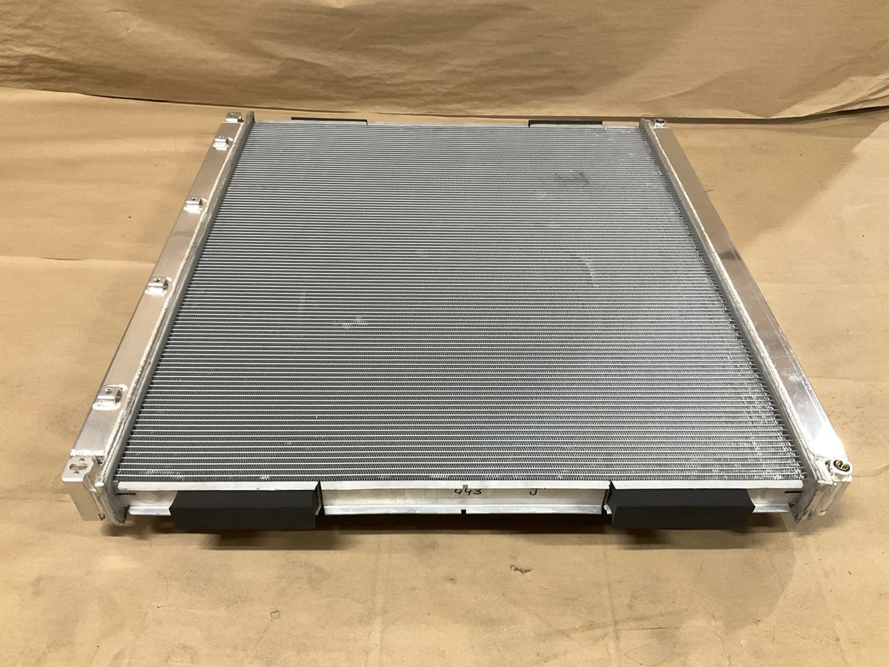 2001-1753 Heavy Duty Radiator W/ Oil Cooler For 2007-10 Freightliner Coronado