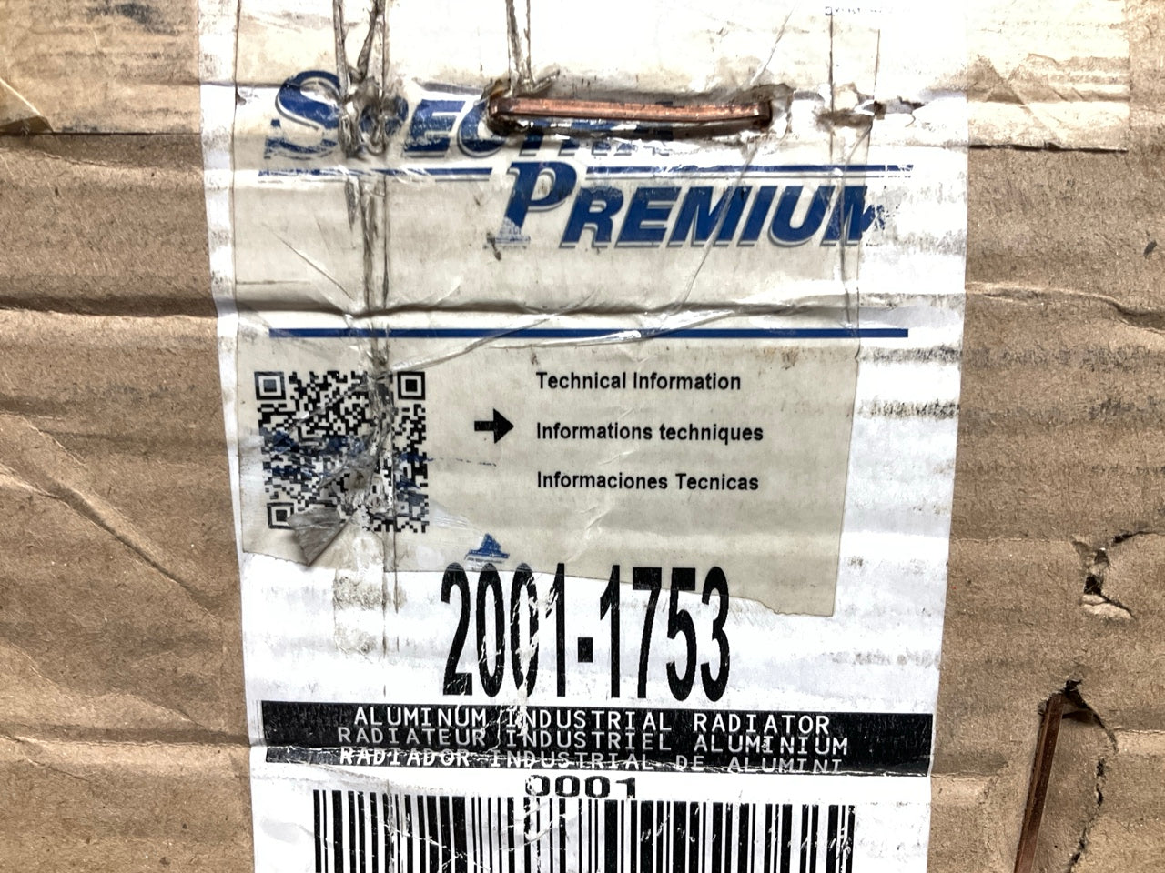 Spectra 2001-1753 Heavy Duty Radiator W/ Oil Cooler - 2007 Freightliner Coronado