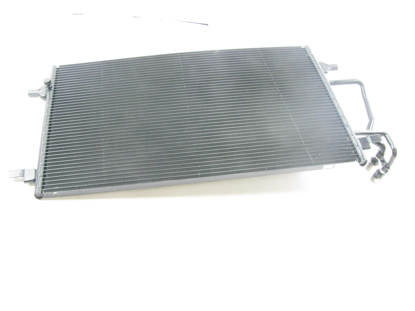 Spectra 7-4936 A/C Condenser For 1997-2000 Audi A8 1997-03 A8 Quattro