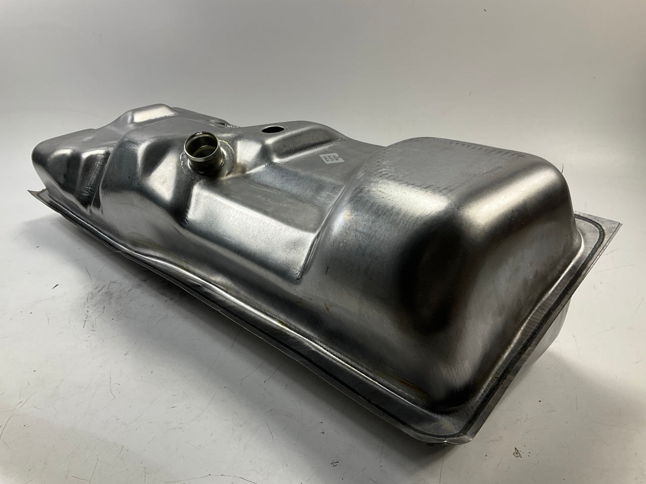 Small Dent, See Actual Photos - Spectra F14C Gas Fuel Tank, 16 Gallon Side Mount
