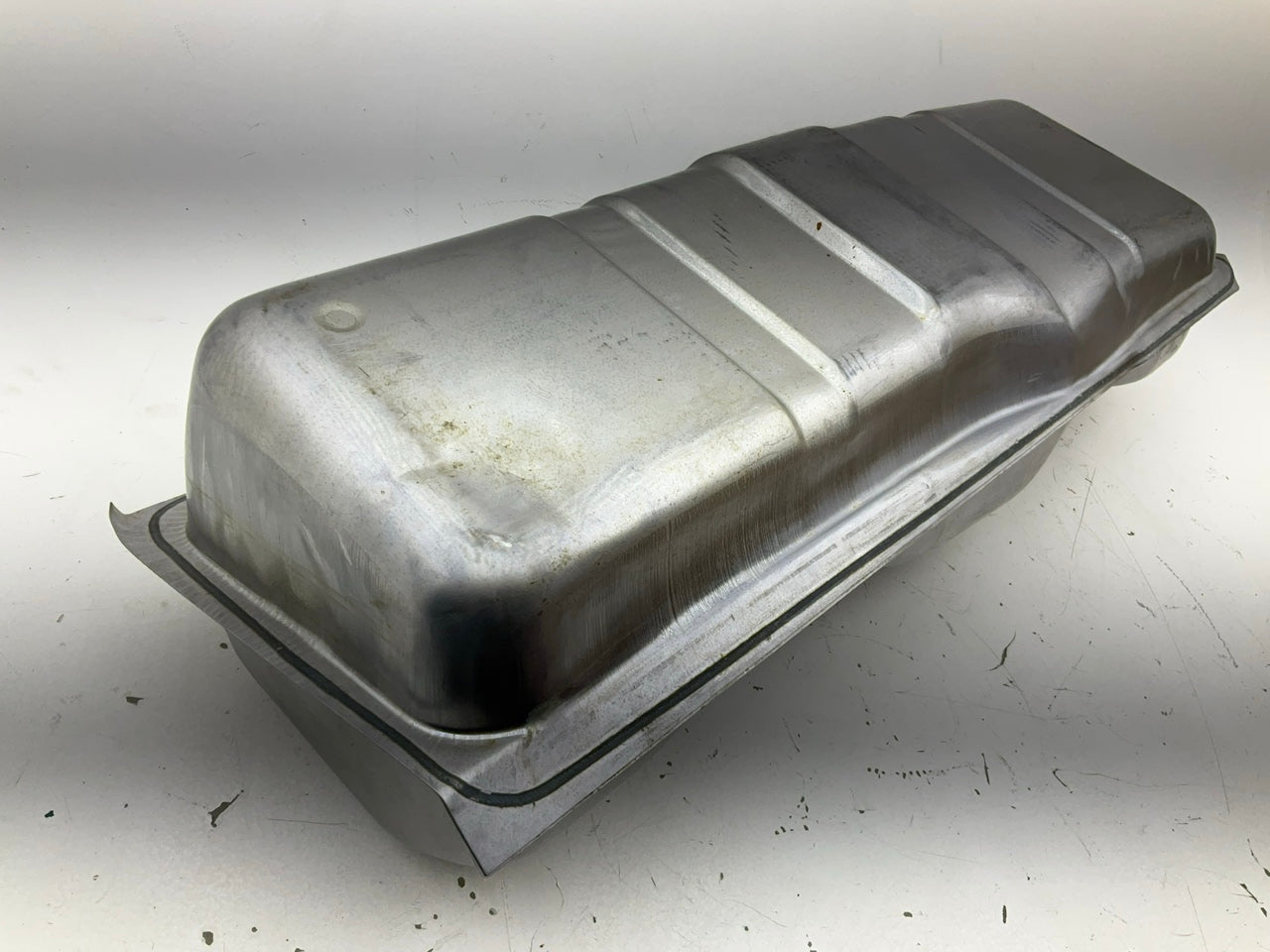 Dented, See Actual Photos - Spectra F14C Gas Fuel Tank, 16 Gallon Side Mount