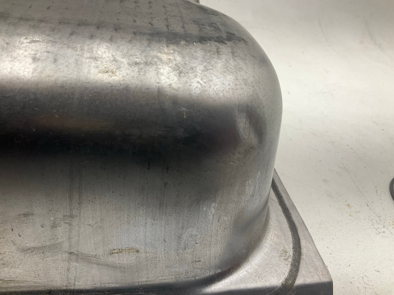 Cosmetic Damage - Small Ding - Spectra F1G 18 Gallon Aft Axle Fuel Gas Tank