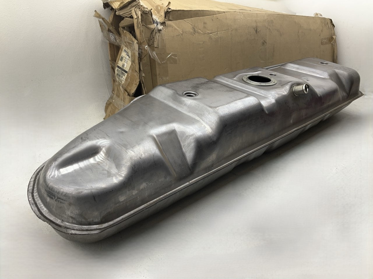 Big Dent See Photos Spectra F41B Fuel Gas Tank,  35 Gallon Midship Tank