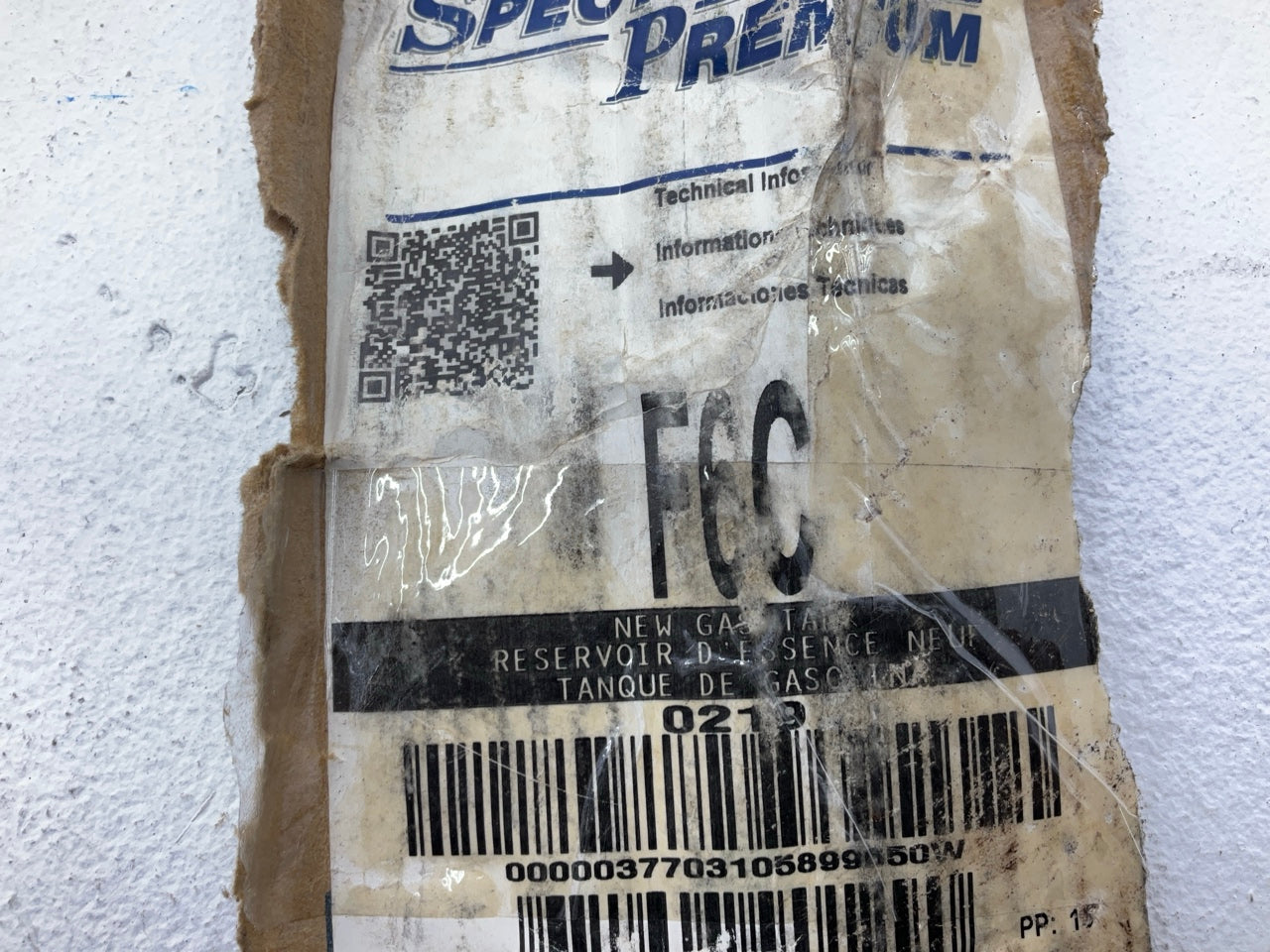 DENTED #5 See Photos - Spectra F6C Fuel Gas Tank, 19 Gallon Side Mount Tank