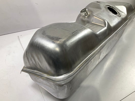 SCRATCH & DENT - Spectra F6C Fuel Tank, 19 Gallon, SIDE MOUNT Tank - SEE PHOTOS