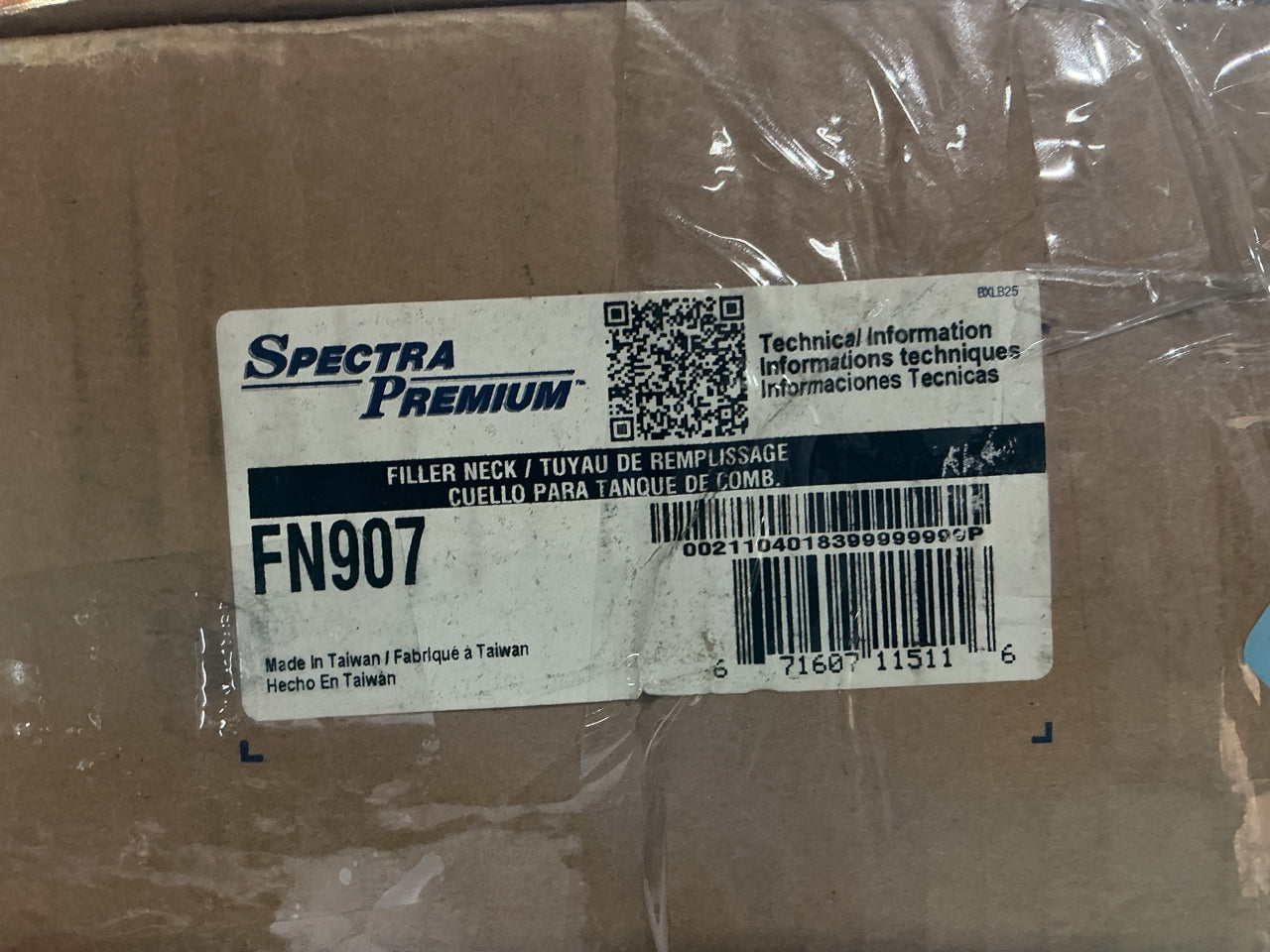 Spectra FN907 Fuel Tank Filler Neck Hose For 2000-2005 Mitsubishi Eclipse
