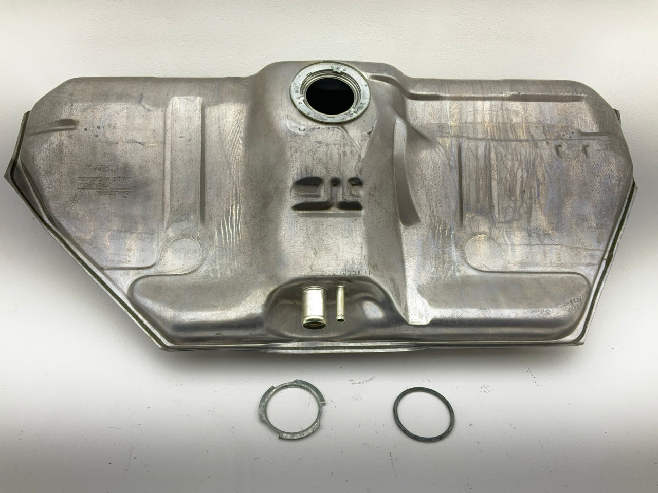 Spectra GM17A Fuel Gas Tank - 1982 Buick Skyhawk, Cavalier, Firenza, J2000