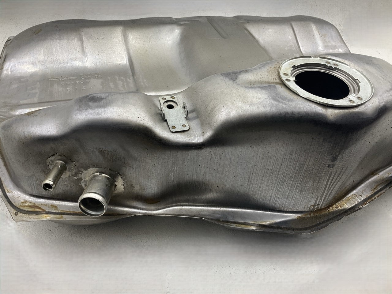 Damaged At The Edge, See Actual Photos Spectra GM20D Fuel Gas Tank
