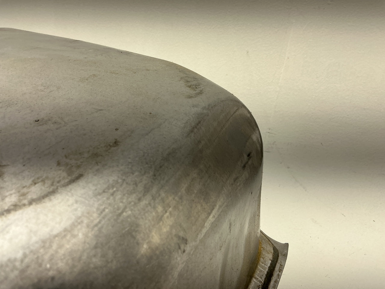 Spectra GM22B1FA Front Of Rear Axle 34 Gallon Fuel Gas Tank With Fuel Pump