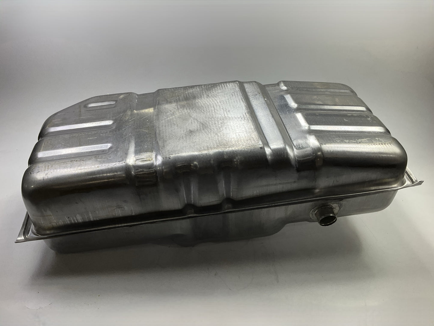 Spectra GM24B1FA Fuel Gas Tank + Fuel Pump - 1997-1999 Chevy Astro, GMC Safari