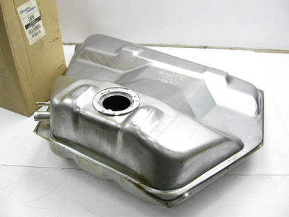 Spectra GM9B Fuel Gas Tank - 15 Gallon - 28-5/8'' X 38-1/8'' X 10-7/8''