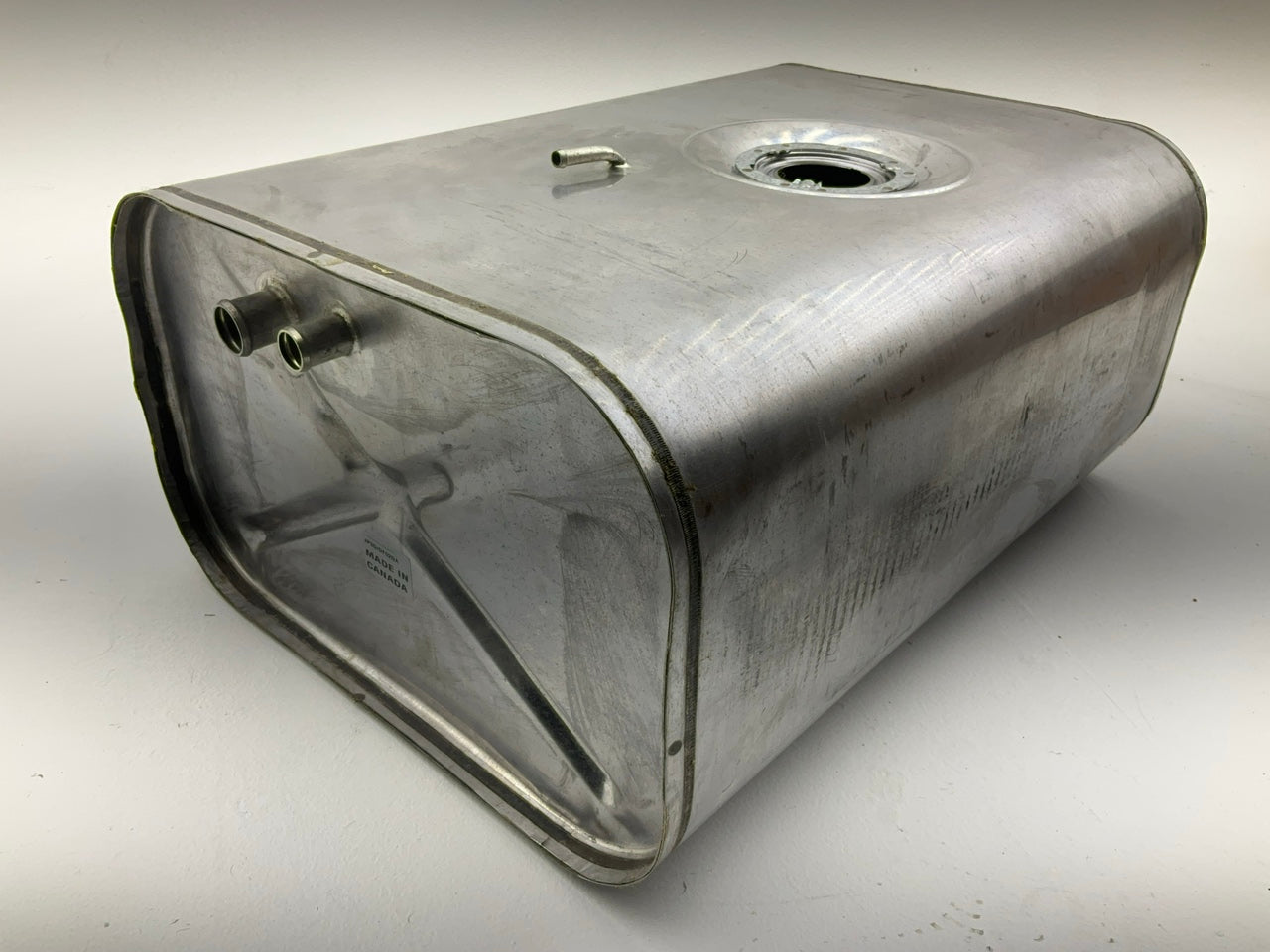RARE - Spectra JP3D Fuel Gas Tank For Postal Jeep, 15 US Gallons