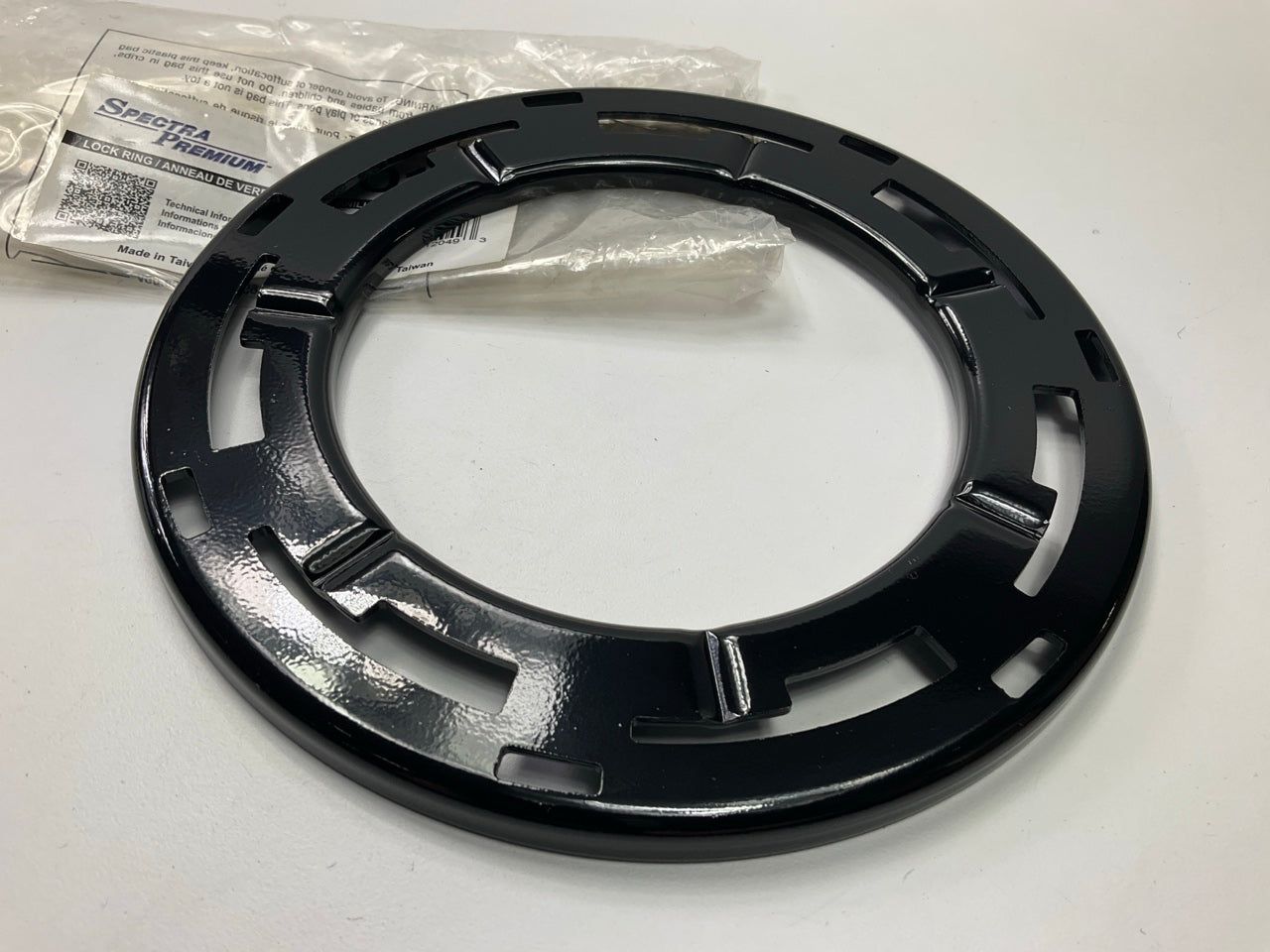 Spectra LO166 Fuel Tank Lock Ring
